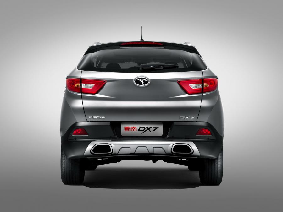  Soueast DX7 2015 года  (фото 17 из 28)